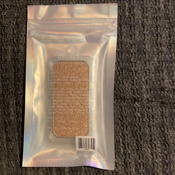 Seint Maskcara Illuminator - Picture 2 of 2